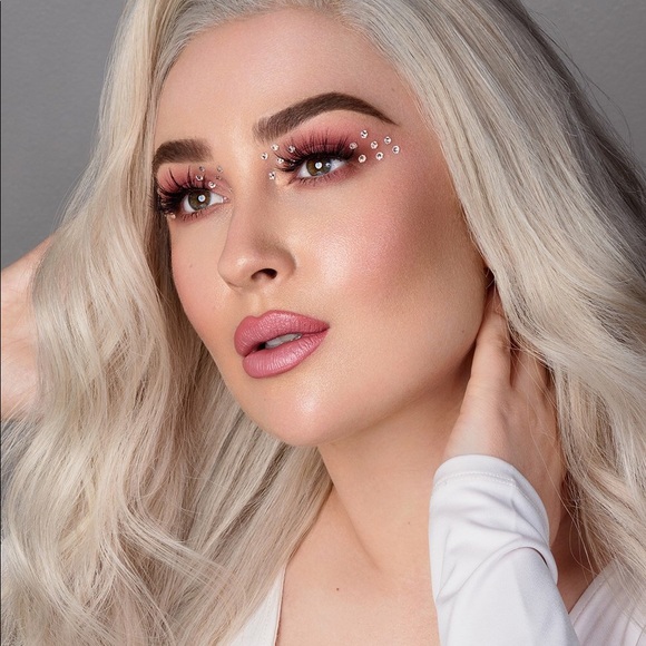 🎀KENIA ONTIVEROS BEAUTY Blush Shine face palette - Picture 9 of 10